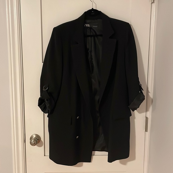 Zara Jackets & Blazers - Zara Large Black Blazer.